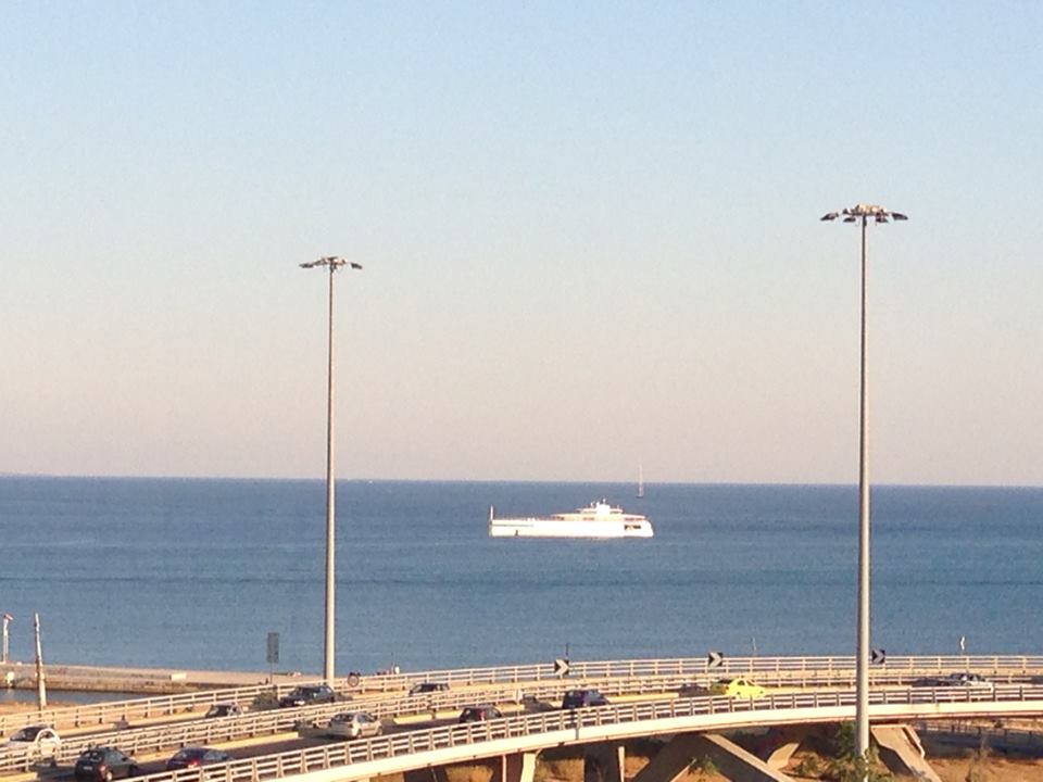 Στο Φάληρο η θαλαμηγός του Στηβ Τζομπς